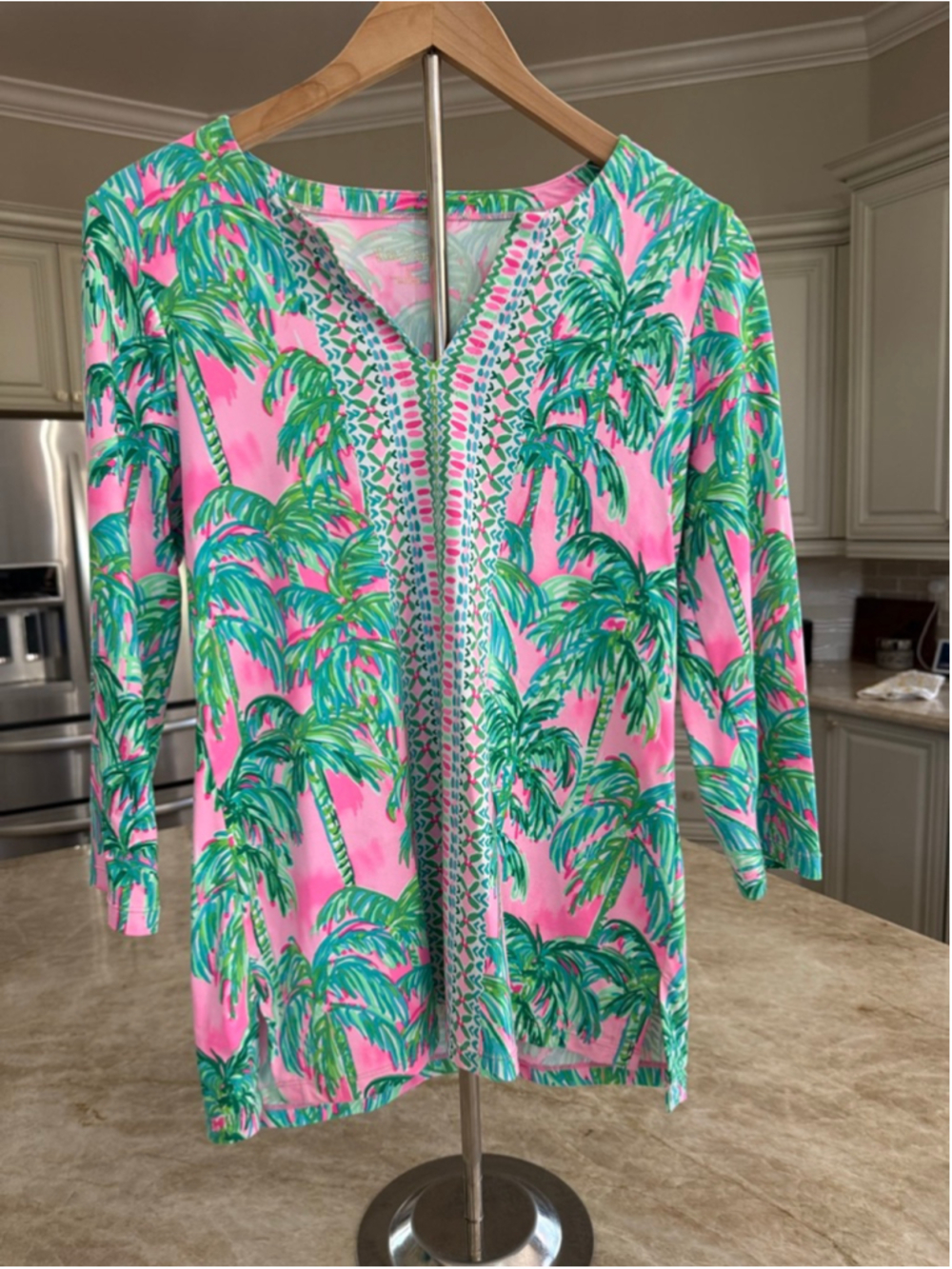 Women's Lilly Pulitzer Tunic S Pink Green Palm Tree Print luxletics blouse